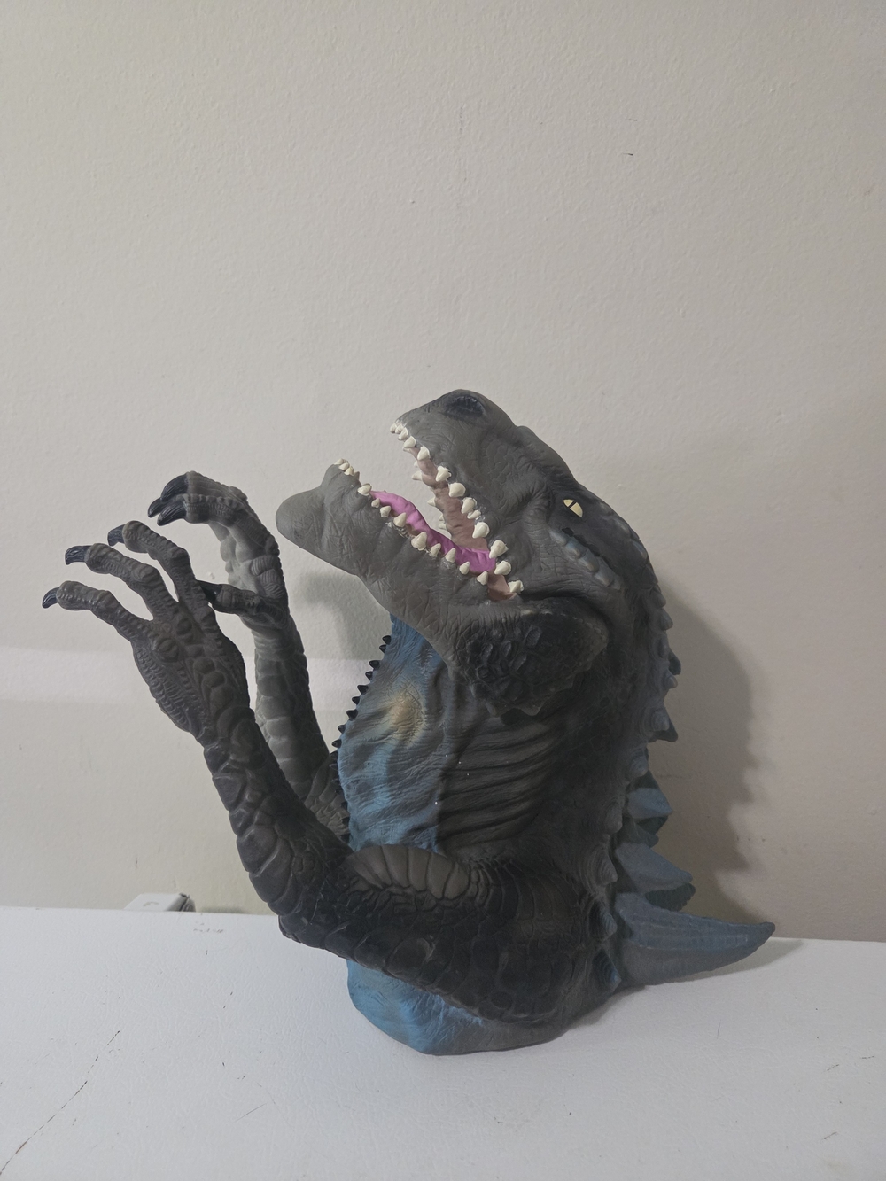 1998 Toho Godzilla Dinosaur Rubber Hand Puppet Toy Large 13” No Sound